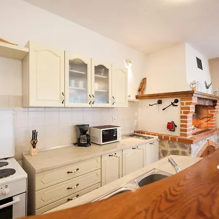 Villa Fabio In Dalmatia With Swimming Pool *